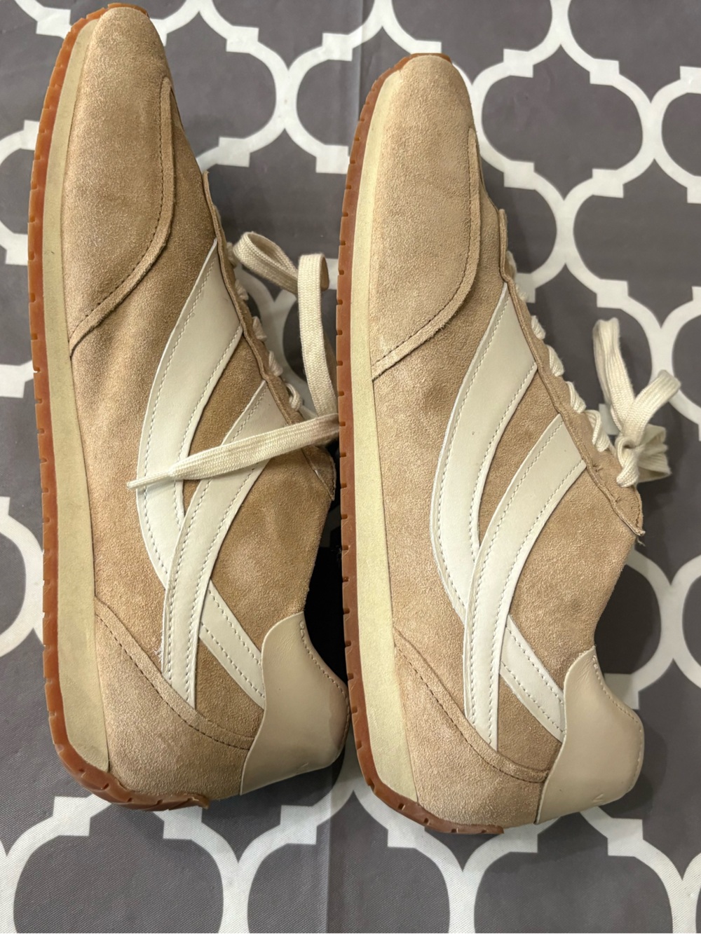 Vince Oasis Runner tan suede sneakers - Picture 7 of 15